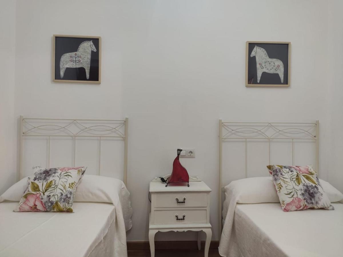 Byhouse Atico Calvo Sotelo A サリア エクステリア 写真